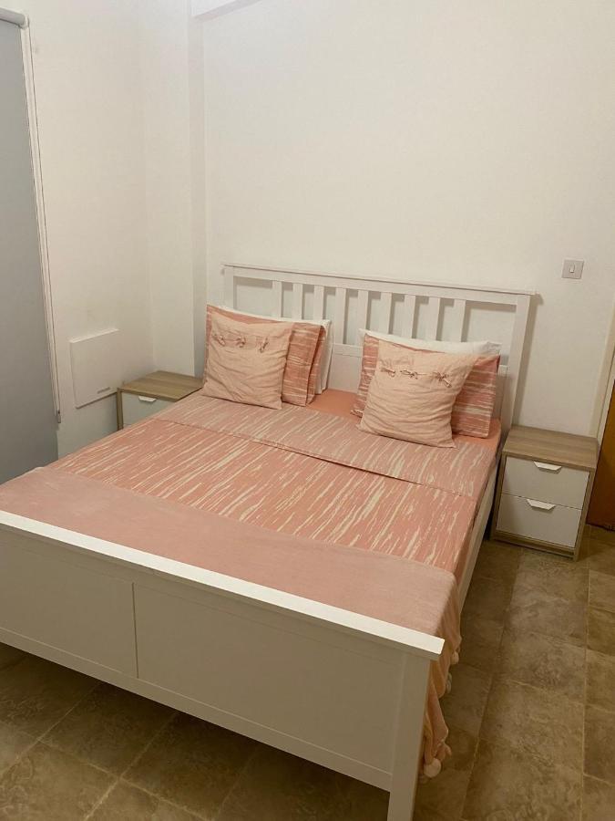 Villa Suncity Boutique Beachfront Айя Напа Екстериор снимка