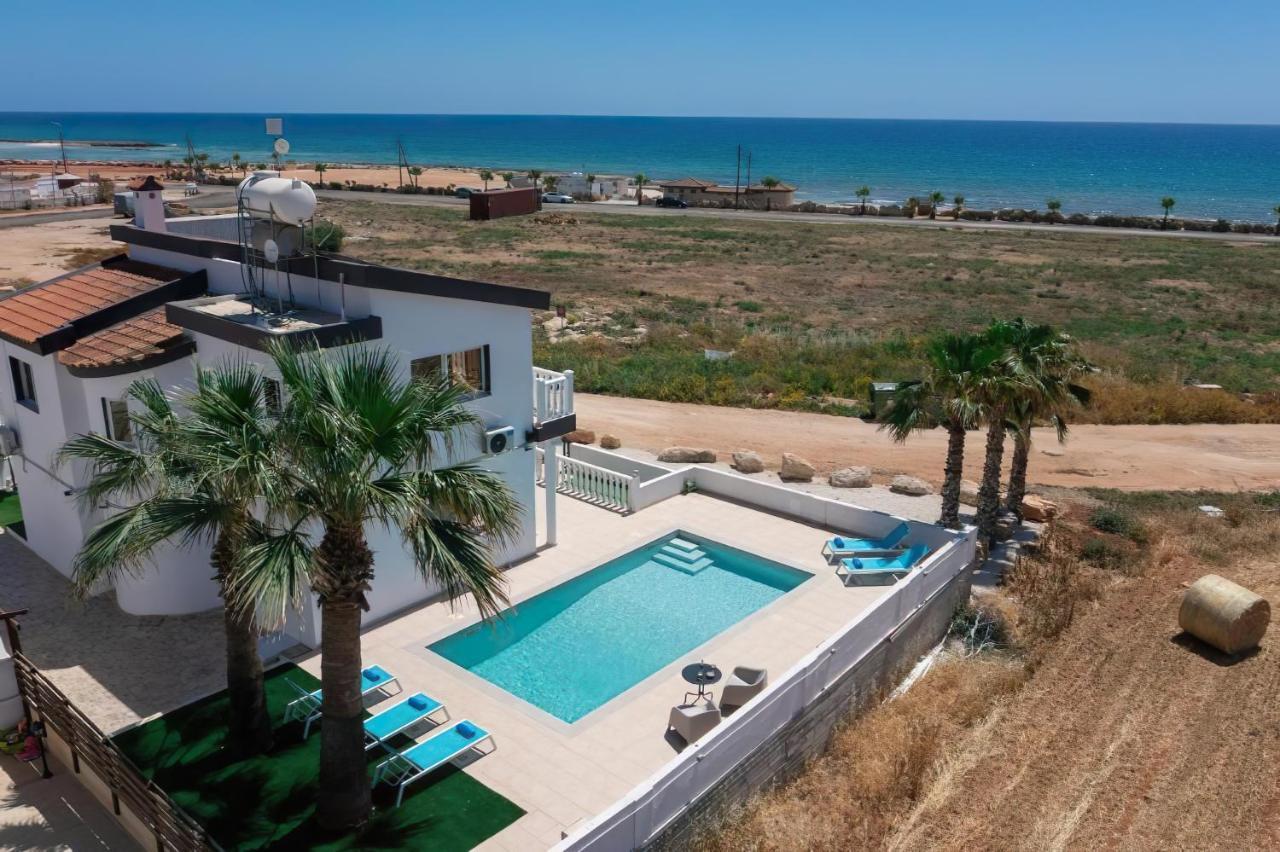 Villa Suncity Boutique Beachfront Айя Напа Екстериор снимка